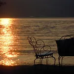 Alojamento de Acomodação e Pequeno-almoço Costa Paradiso Iseo