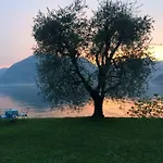 Costa Paradiso Iseo *