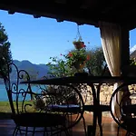 Alojamento de Acomodação e Pequeno-almoço Costa Paradiso Iseo *
