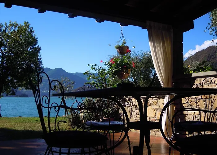 Bed & Breakfast Costa Paradiso Iseo *
