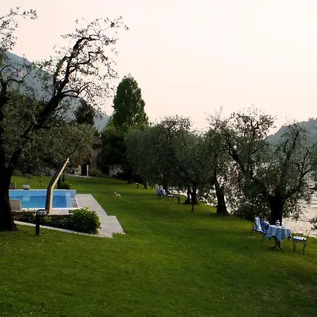 Costa Paradiso Iseo Nocleg ze śniadaniem *